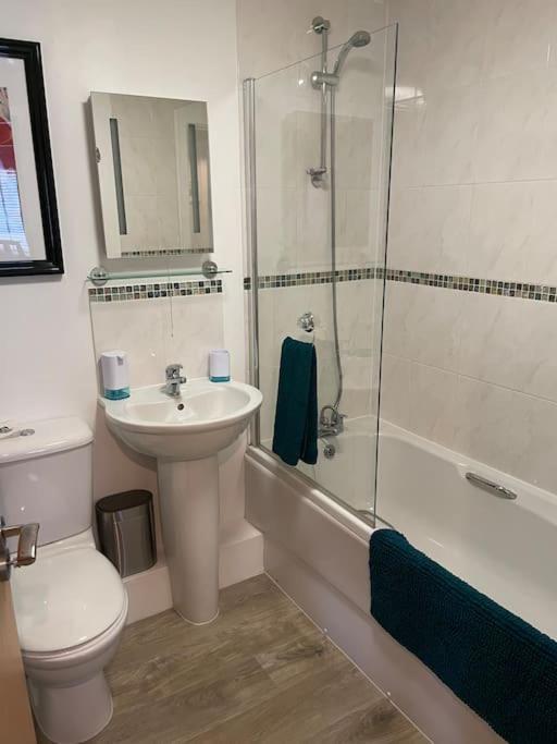 Seaside Modern Apartment Westward Ho!  Luaran gambar